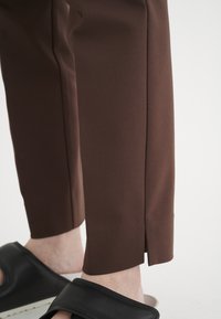 InWear ZELLA - Chinos - coffee brown