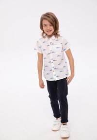 MINOTI - PRINTED SHORT SLEEVE - Košeľa - white Miniatúrny obrázok 1