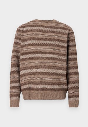 Gebreide trui met een ronde hals, voorzien van een gestreept patroon in aardse tinten van bruin en beige, met geribbelde manchetten en zoom.