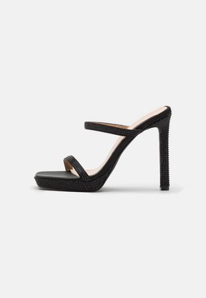 Korolliset pistokkaat - black