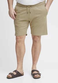 Blend BHSHORTS REGULAR FIT - Shorts - crockery