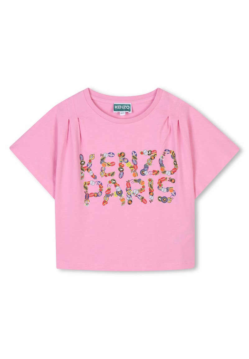 T-shirt en coton rose à manches courtes, arborant le texte "KENZO PARIS" composé d'éléments décoratifs colorés et de plis subtils à l'avant.