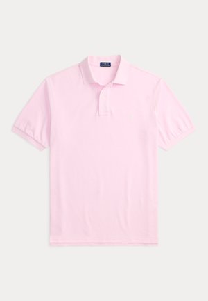 Világos rózsaszín, rövid ujjú Polo Ralph Lauren galléros póló, két gombos záródással, fehér háttéren elhelyezve.