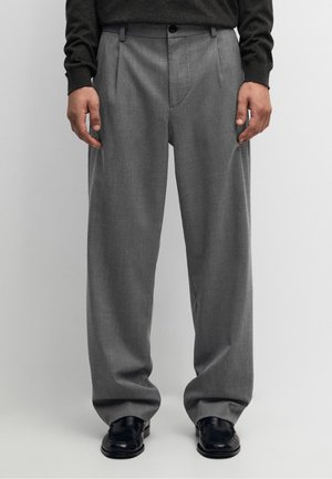Massimo Dutti, WOOL BLEND COOL WOOL DARTED PANTS - Stoffhose - dark grey