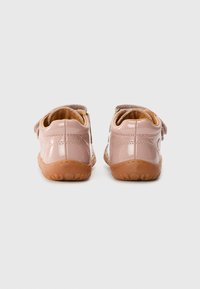 Bisgaard HALE  - Chaussons pour bébé - rose