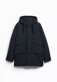 Marine parka met capuchon, verstelbare trekkoorden, twee grote voorkeurs en een gladde textuur. Knopsluiting aan de voorkant.