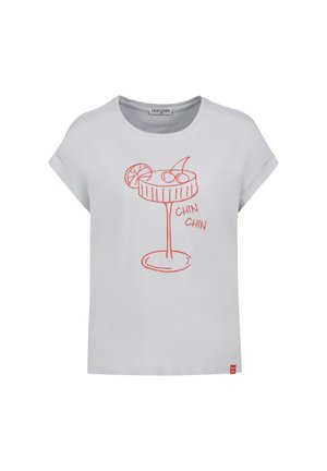 Hellgraues Kurzarmhemd mit einer roten Linienzeichnung eines Cocktailglases, Fruchtscheiben und dem Text "CHIN CHIN" auf der Vorderseite.