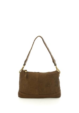 Borsa a tracolla in pelle marrone con cerniera dorata e tracolla regolabile su sfondo bianco.