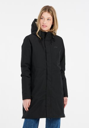 Parka noire imperméable avec capuche, dotée d'une fermeture éclair avant, de cordons de serrage réglables et de poches latérales. Texture lisse, design jusqu'aux genoux.