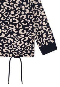 Suéter de marina con estampado de leopardo beige. Con cordón en el dobladillo y puños acanalados. Tejido suave con un corte holgado y un diseño casual.