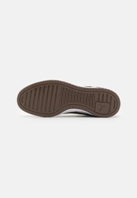 Puma PRO CLASSIC  - Joggesko - white/espresso brown/team gold