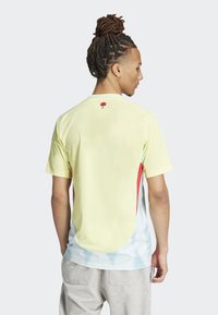 adidas Performance SPAIN FEF AWAY JERSEY - Football shirt - pulse yellow halo mint