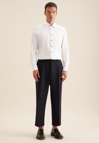 Seidensticker SLIM - Camicia elegante - white