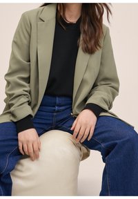 Mango Manteau court - light green