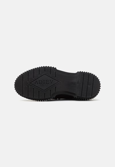 Adieu TYPE 182 UNISEX - Instappers - ivory/black