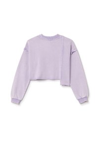 Sudadera corta de color púrpura pastel con una textura suave, mangas largas y puños acanalados. Diseño desgastado en el hombro izquierdo.