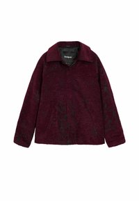 Giacca zip-up bordeaux con finitura testurizzata e motivi floreali neri. Presenta un colletto classico e due tasche frontali.