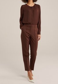 WE Fashion Chinos - dark brown