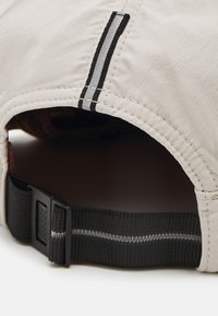 Columbia ESCAPE THRIVE™ UNISEX - Kapa - spice/dark stone