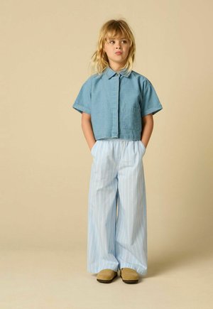Sissy-Boy, SISSY-BOY WEITE HOSE MIT STREIFEN - HELLBLAU - Pantalon classique - l blauw