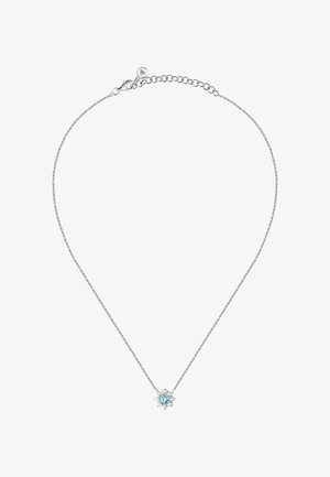 Collana d'argento con una delicata catena, caratterizzata da un pendente centrale a forma di stella. Il pendente presenta un gemma blu chiaro circondata da accenti trasparenti.