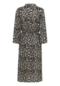 Svartvit blommönstrad klänning med långa ärmar, elastisk midja och knälång design. Mjuk, texturerad tyg.