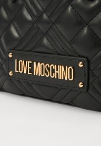 Love Moschino Torbica - black