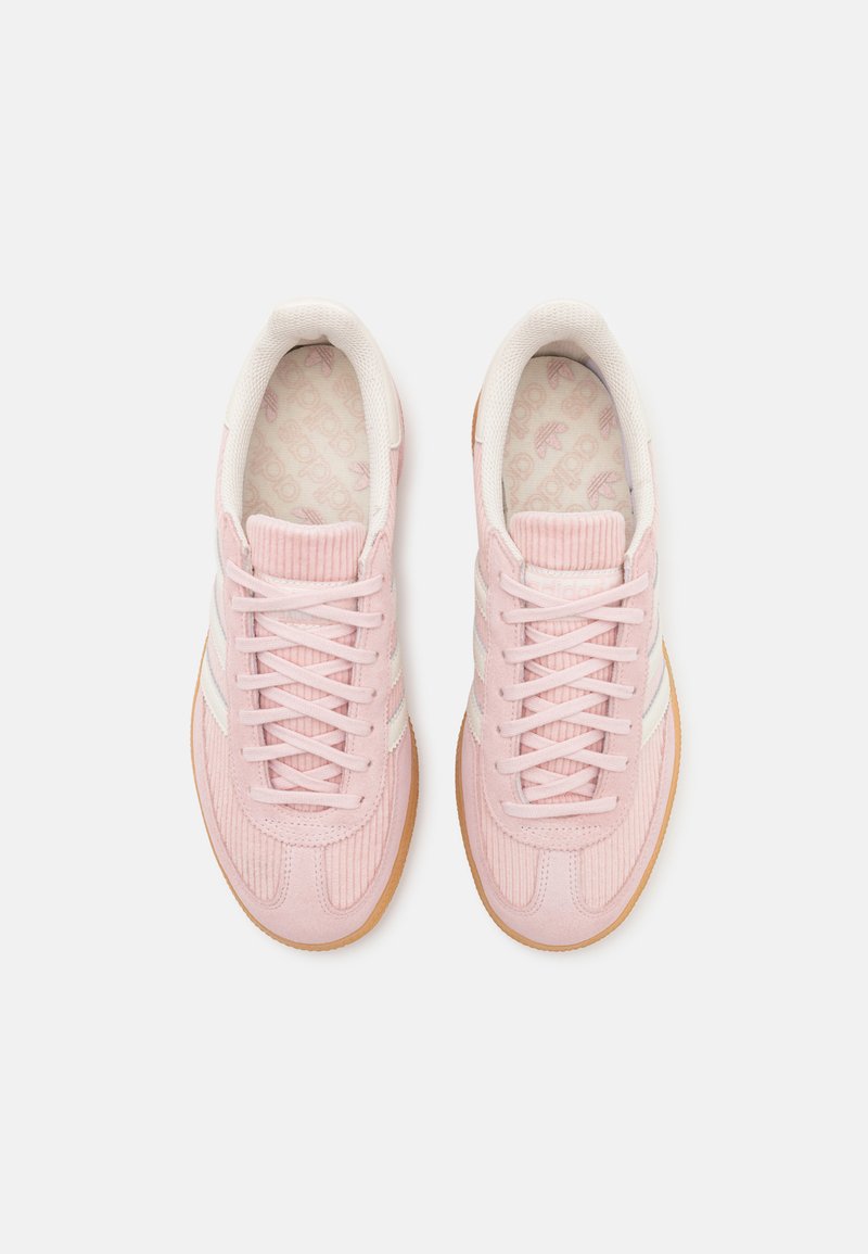 adidas Originals HANDBALL SPEZIAL - Trainers - sandy pink/off white/light  pink - Zalando.co.uk