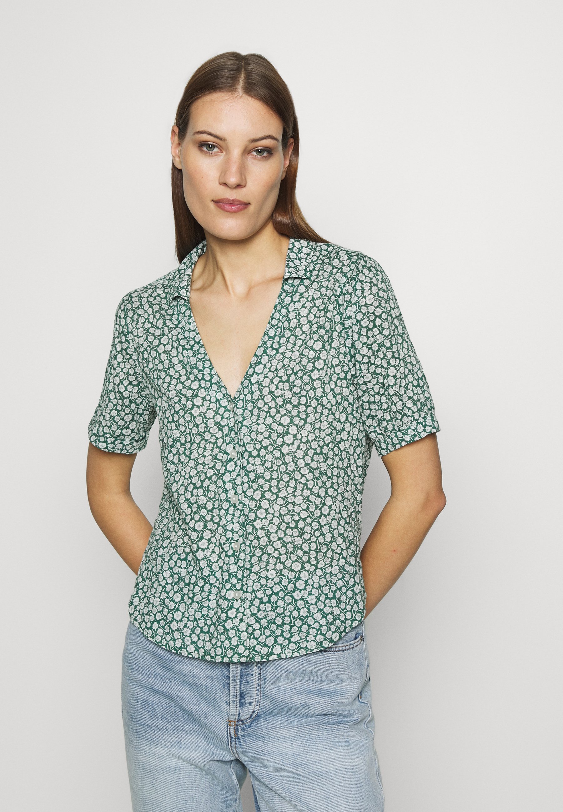 Abercrombie & Fitch SUMMER Skjorte green Zalando.no Abercrombie & Fitch SUMMER Skjorte green Zalando.no