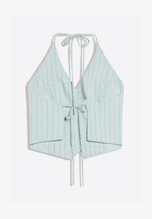 Lichtblauw haltertop zonder mouwen met dunne verticale strepen en twee verstelbare bindlinten bij de nek en het midden van de voorkant.