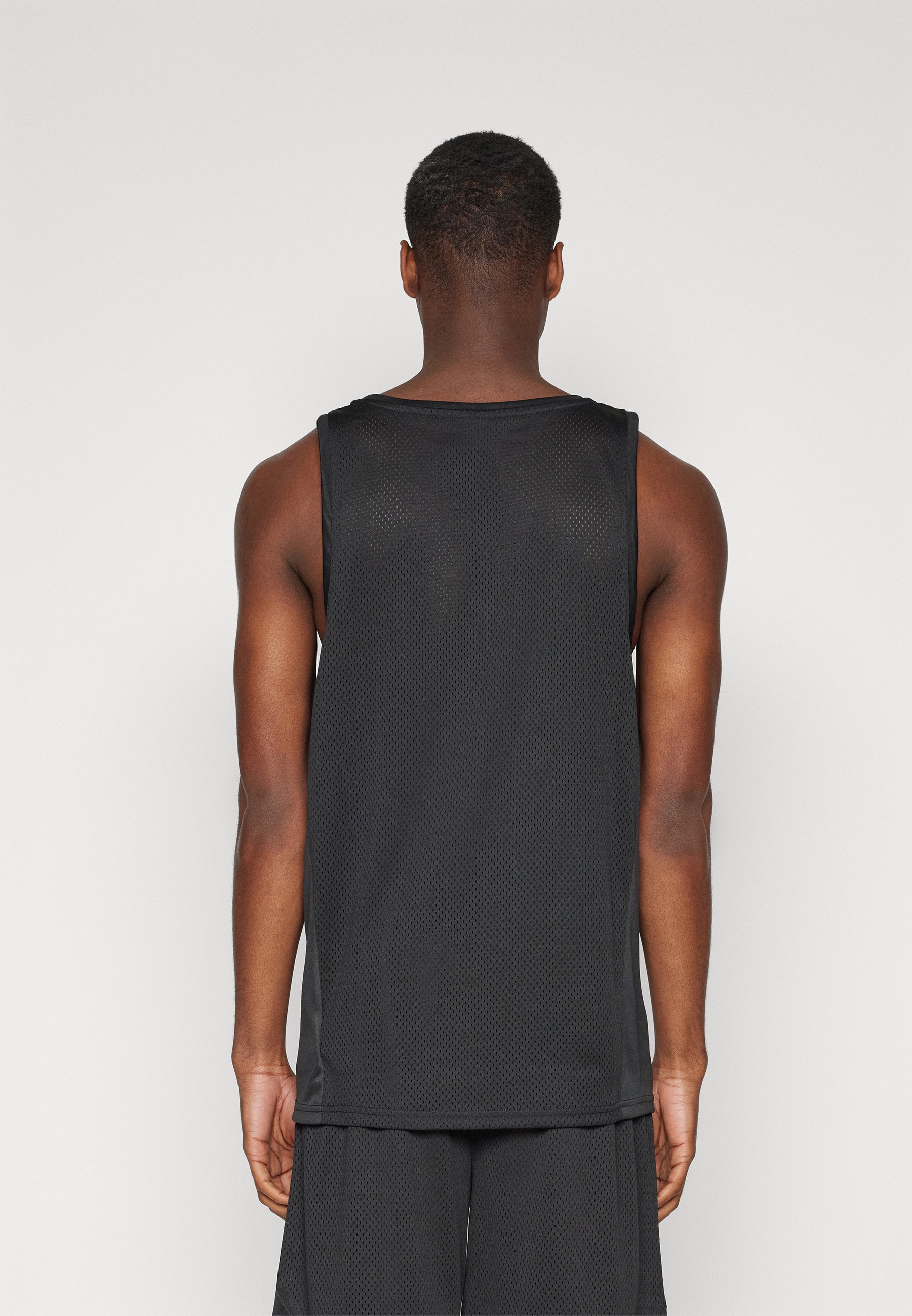 Alpha Industries Herren Tank Top – Slim Fit, Camo-Print, Baumwolle – Basic Kurzarm Shirt
