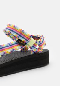 Teva Vaellussandaalit - black