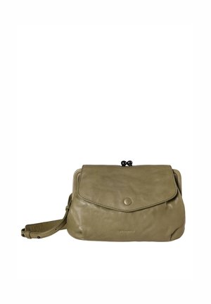 Olijfgroene leren crossbodytas met voorvak met klep, drukknoopsluiting, bovenklep en verstelbare band.