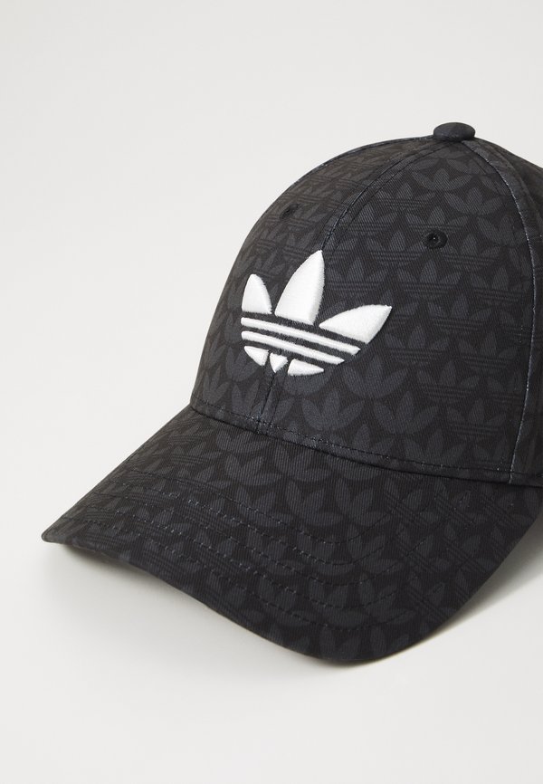 TREFOIL MONOGRAM - Cap2