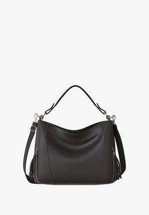 Schwarze Ledertasche mit abgerundetem Deckel, zwei seitlichen Reißverschlusstaschen und verstellbarem Tragegurt mit glatter Textur und ohne sichtbares Muster.