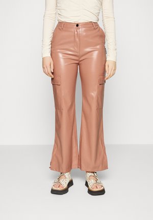 SKAI PANTS - Calças - stone pink