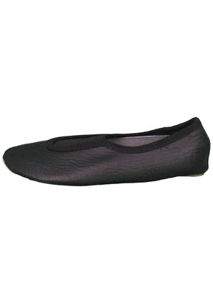 Schwarzer flacher Schuh aus strukturiertem Synthetikleder, mit runder Spitze und elastischem Einstieg, im minimalistischen Design.