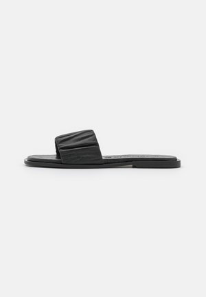 Tamaris Mules - black