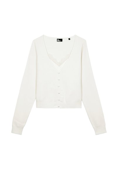 Hvid cardigan med V-udskæring, lange ærmer og seks knapper. Har et blonderet detaljeret stykke under halsen. Blødt strikmateriale.