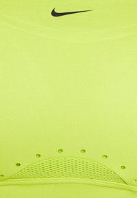 Nike Performance ALPHA BRA - Sutiã desportivo de alto suporte - atomic green/barely volt/black