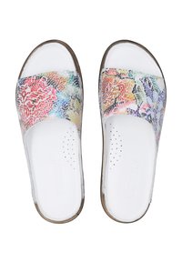 Slide sandaler med et flerfarvet blomsterdesign, hvid polstret sål og en glat overflade. Har perforeringer for åndbarhed.