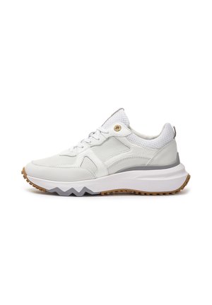 CURVI - Sneakers laag - white