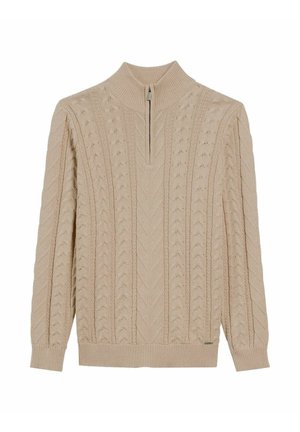 Beżowy sweter wykonany na drutach z wysokim kołnierzem i ćwierć zamkiem. Posiada teksturowane wzory w warkocze oraz ściągacze przy mankietach i u dołu.