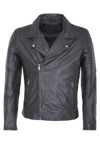 Zwarte leren jas met een getailleerd ontwerp, asymmetrische voorrits, opgevulde schouderaccenten en twee zijzakken met rits.