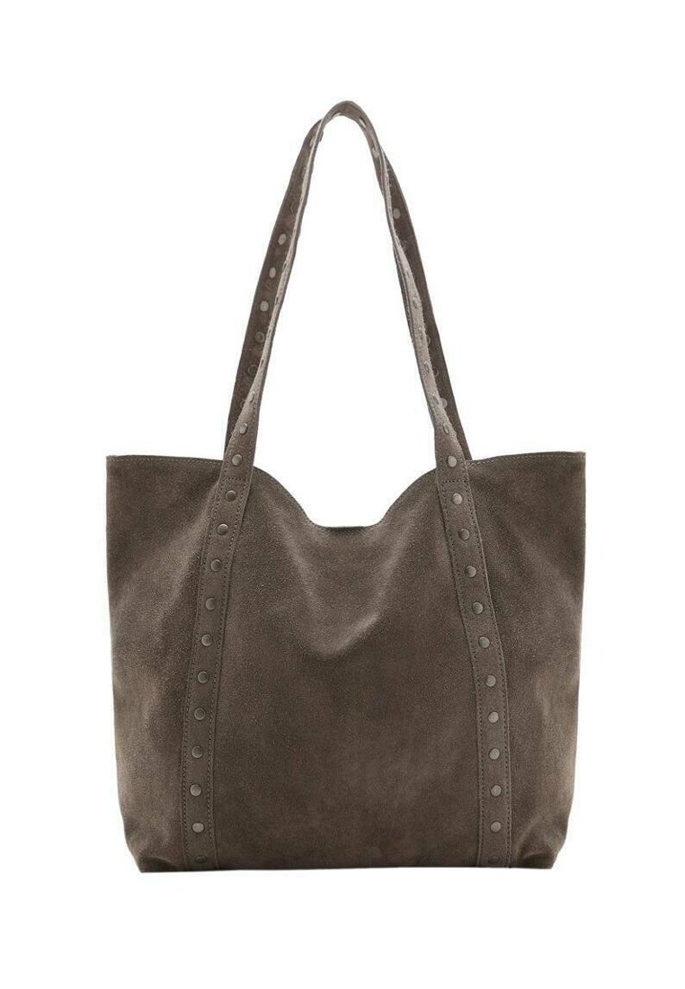 Szara zamszowa torba na ramię z dwiema długimi rączkami oraz dekoracyjnymi ćwiekami wzdłuż boków, charakteryzująca się miękką, teksturowaną powierzchnią i luźnym krojem.