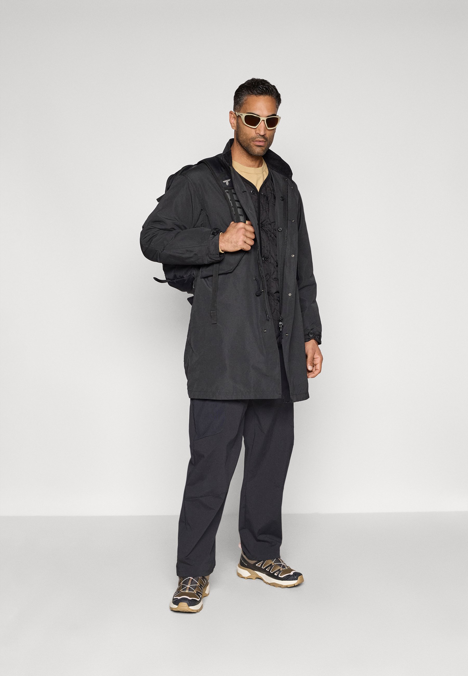 Snow Peak TAKIBI ADJUSTABLE FISHTAIL COAT UNISEX - Parka - black