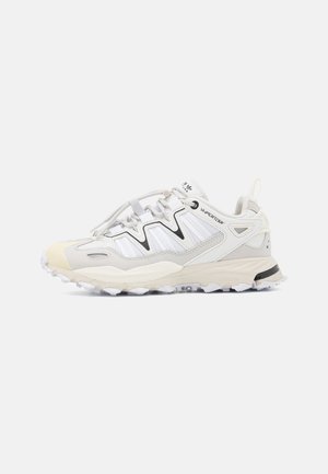 adidas Originals HYPERTURF  - Sneaker low - grey one/footwear white/off white