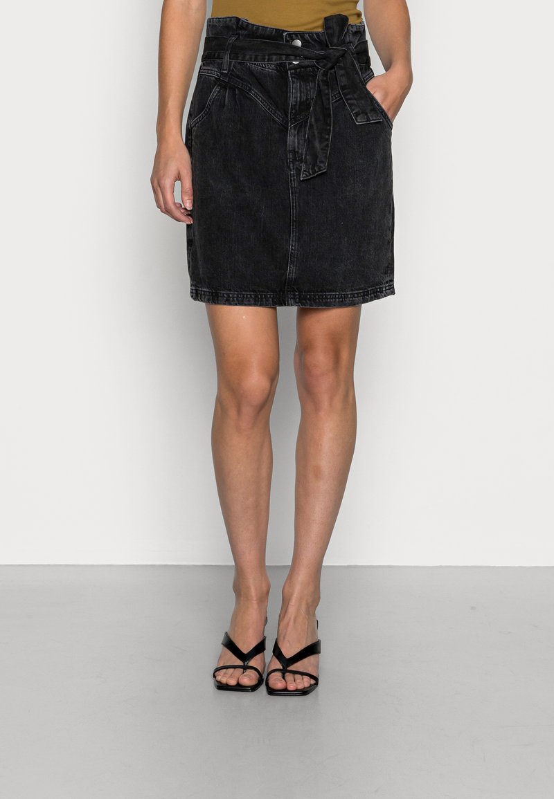 Damen Jeansröcke | edc by Esprit PAPERBAG Minirock black dark wash/black denim - HY42249 Damen Jeansröcke | edc by Esprit PAPERBAG Minirock black dark wash/black denim - HY42249