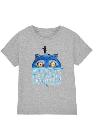 Gray t-shirt with a blue cat's face, glowing yellow eyes, a black bird with a hat on its head, and text "K-POP DEMON HUNTERS."