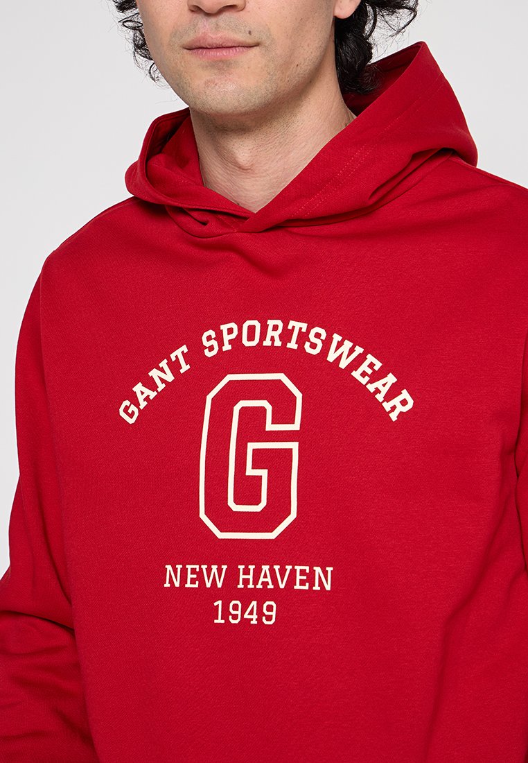 Kapuzenpullover